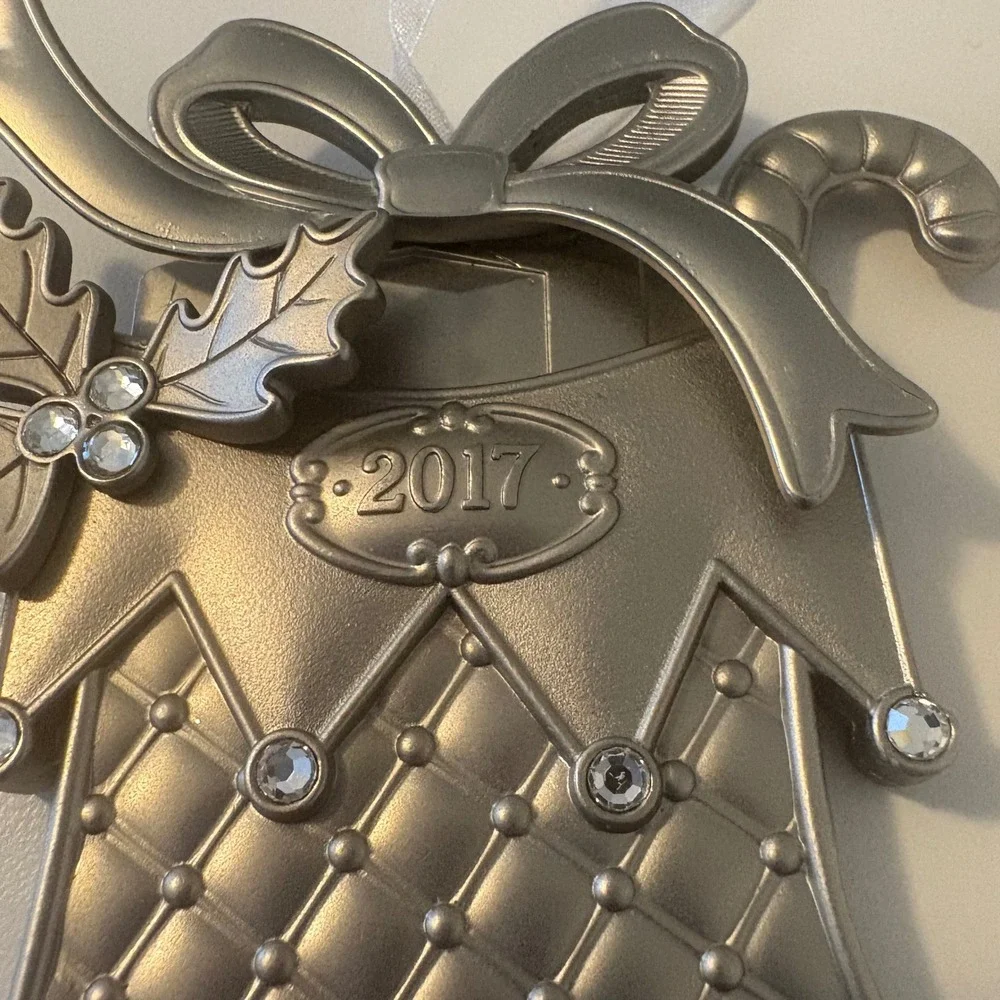 2017 Christmas Ornament‎ Stocking Metal Dated Candy Cane Silver Tone Hanging